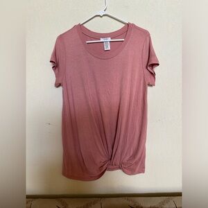 Verte blush pink t-shirt- perfect for an elevated casual look; perfect condition
